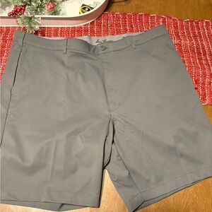 Ben Hogan Gray Men's Flat Front Shorts